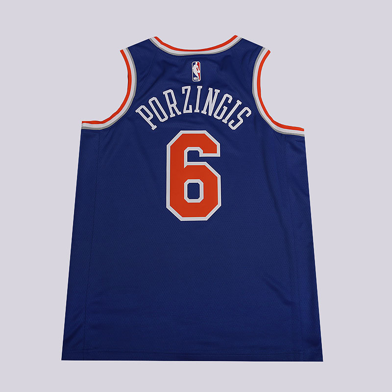 мужская синяя майка Nike NBA Kristaps Porzingis Icon Edition Swingman Jersey 864495-495 - цена, описание, фото 4
